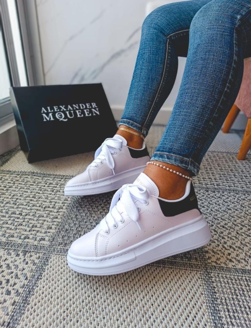 Alexander McQueen😎Blanco Negro Mt